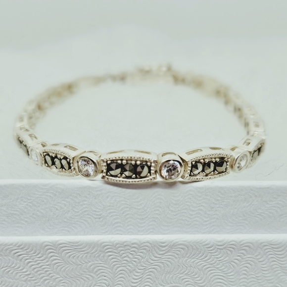 Sterling Silver Cubic Zirconia Accented Marcasite Crystal 7 1/4" Bracelet - Picture 2 of 9